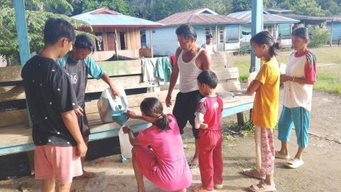 PEMBERIAN RACUN RUMPUT TAHUN 2025